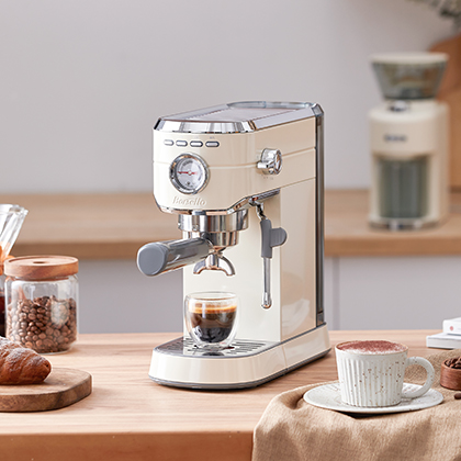 J9�����μ���(����)�ٷ���վ-������Ϸ��һƷ��